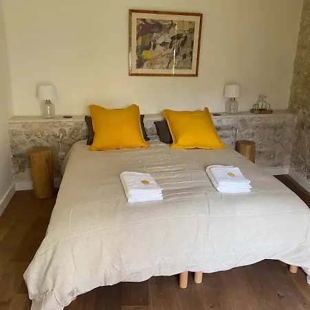 Oda ve Kahvaltı Vie En Rose Pressagny-lʼOrgeuilleux