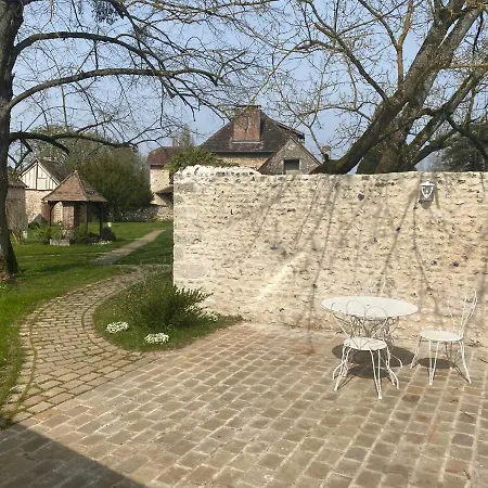 Oda ve Kahvaltı Vie En Rose Pressagny-lʼOrgeuilleux